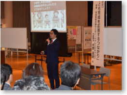 ����@�B�N���̍u���̗l�q